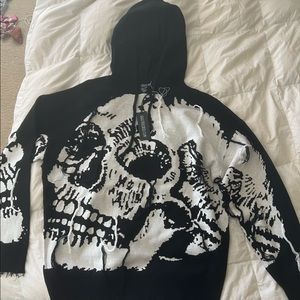 Current mood skull oversized sweater